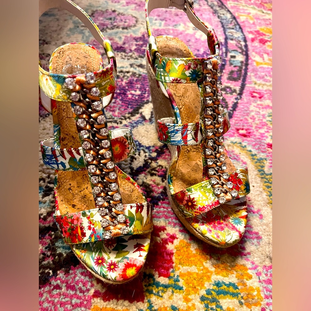 Gianni Bini sandals. Nice used condition
